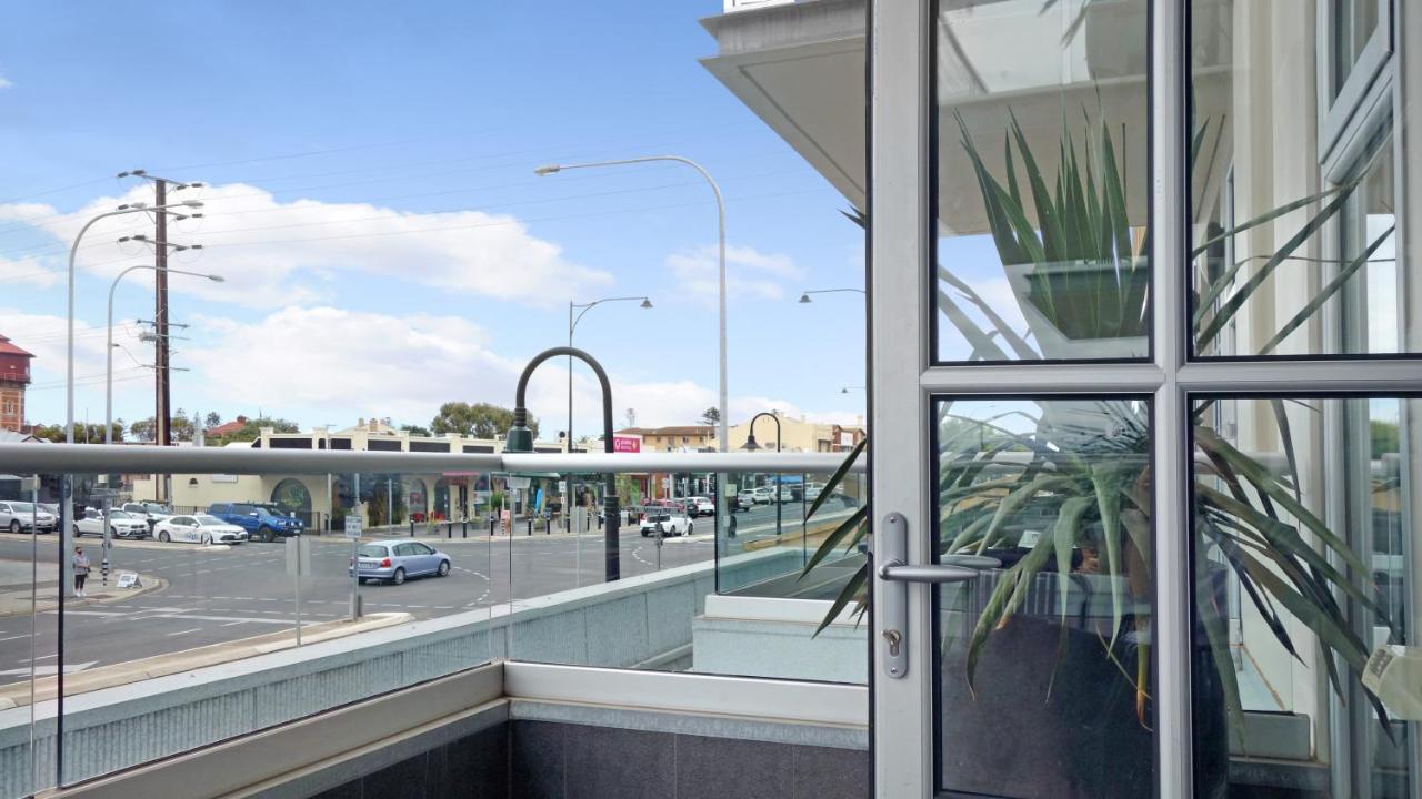 Semaphore Splash Apartments Port Adelaide Εξωτερικό φωτογραφία
